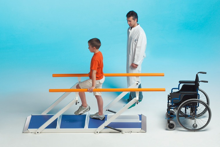 CHILDRENS PARALLEL BARS PLUS 3M