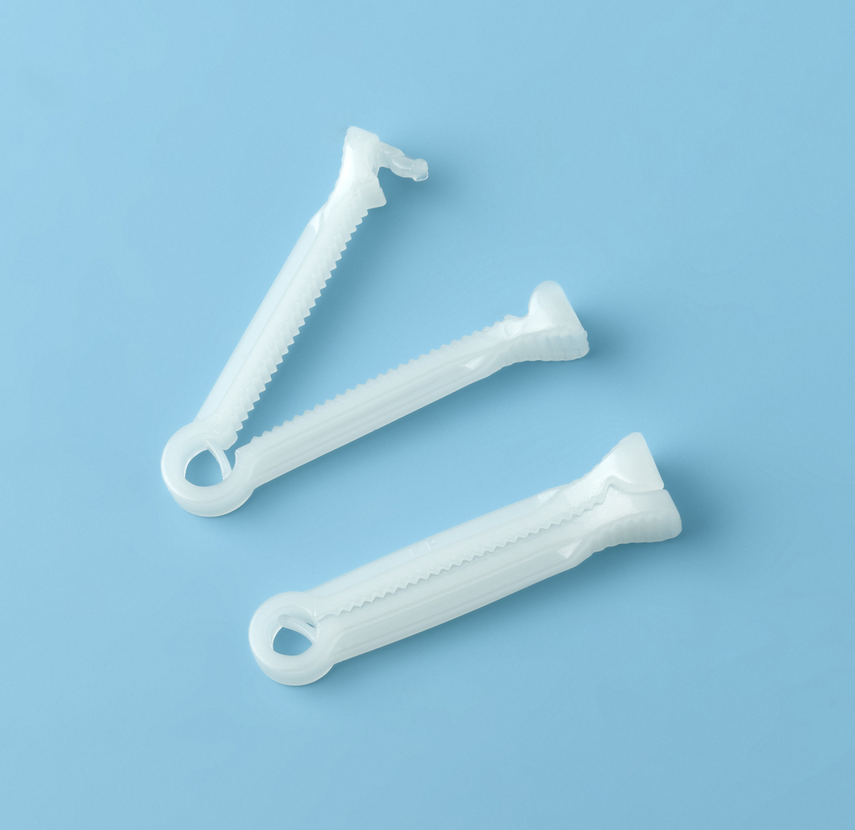 UMBILICAL CORD CLAMP-WHITE