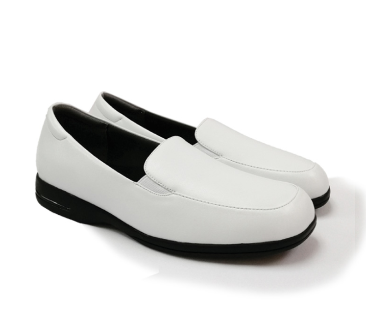 STEPCARE - Health Footwear: SC1025 Women Uniform/ Pro/ Nurse Shoes (White)