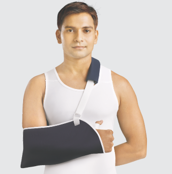 DYNA DELUXE POLYCOTTON ARM SLING (ADJUSTABLE SHOULDER STRIP)