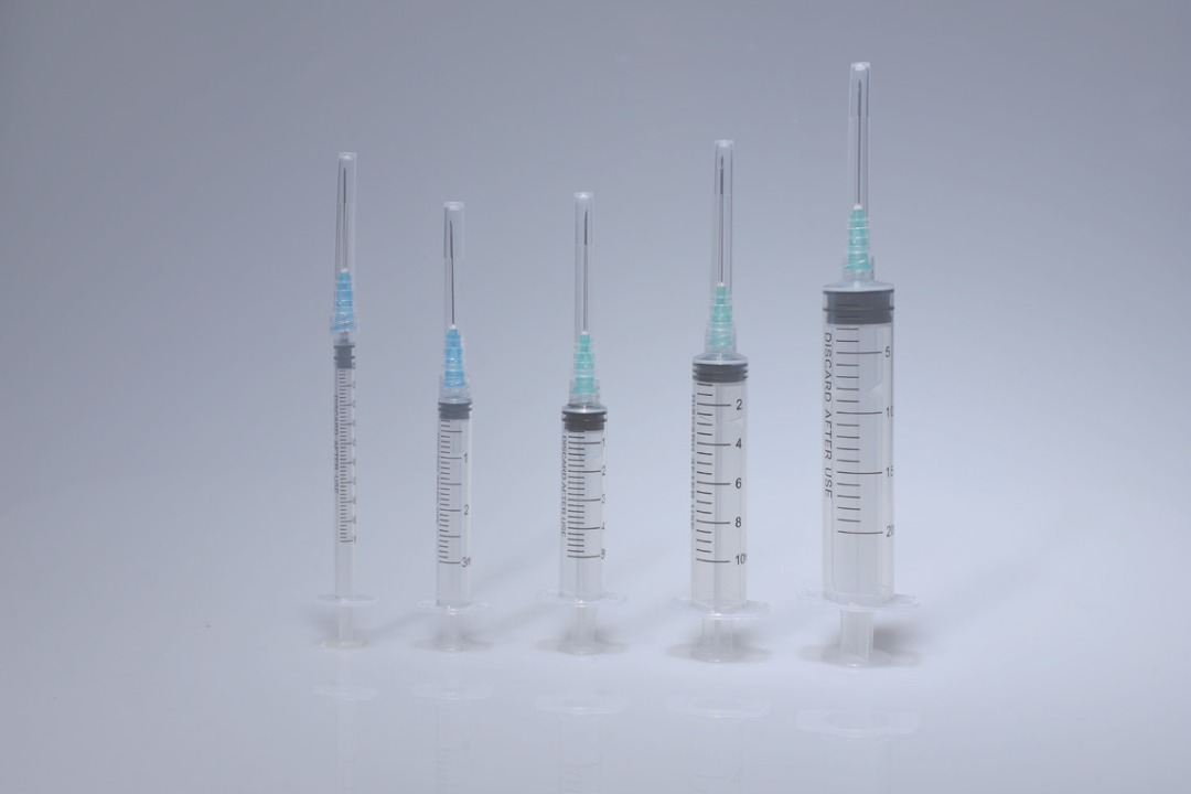 DISPOSABLE SYRINGE WITH 1ML LDV LUER SLIP WITH NEEDLE 23Gx1"